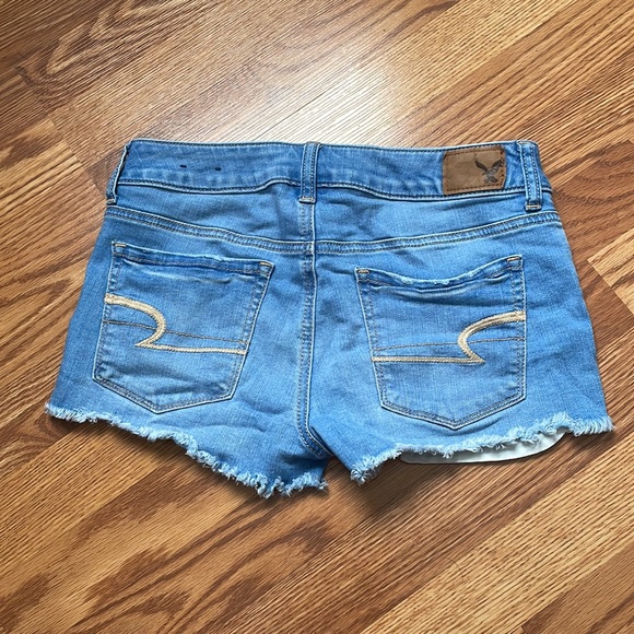 Cut-Off Denim Shorts - Picture 2 of 4